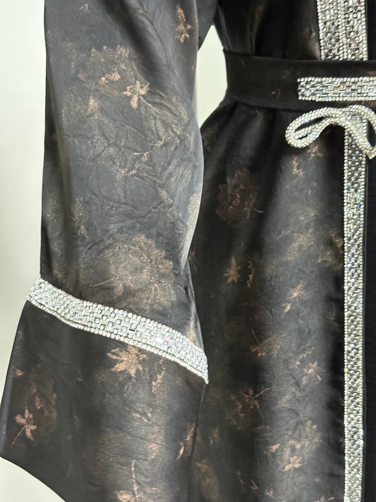 SILVER BOW ABAYA